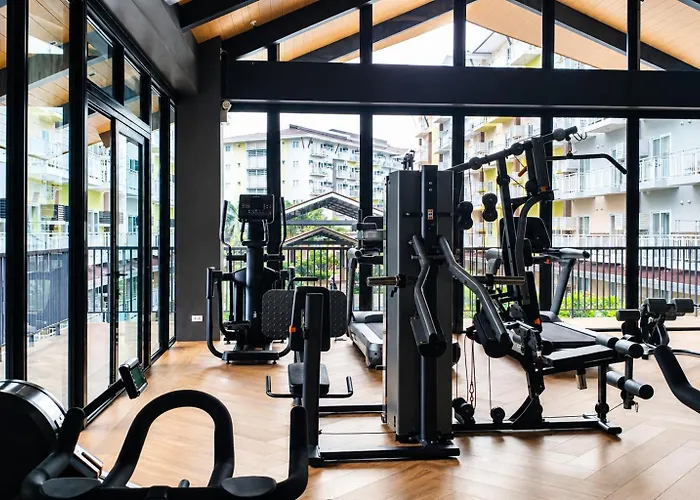 Cozy With Netflix, Wi-fi, Pool & Gym Aparthotel Lapu-Lapu City
